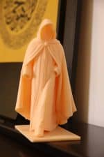 Exquisite 3D-Printed Moroccan Jelaba with Selham (25cm)