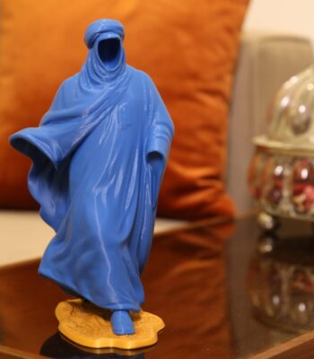 Man Darâa Sahraoui Statue Moroccan nomadic sculpture 3D-Printed Darâa Sahraoui statue Moroccan heritage art Faceless Man Darâa Sahraoui 3D printed cultural figure