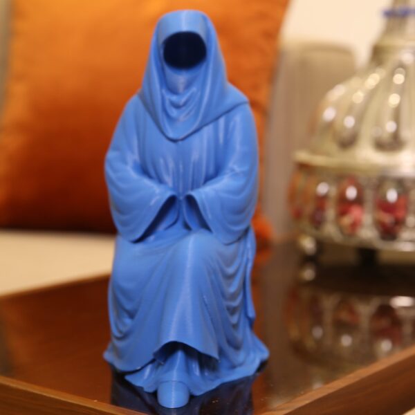 Statue Woman Djellaba Niqab