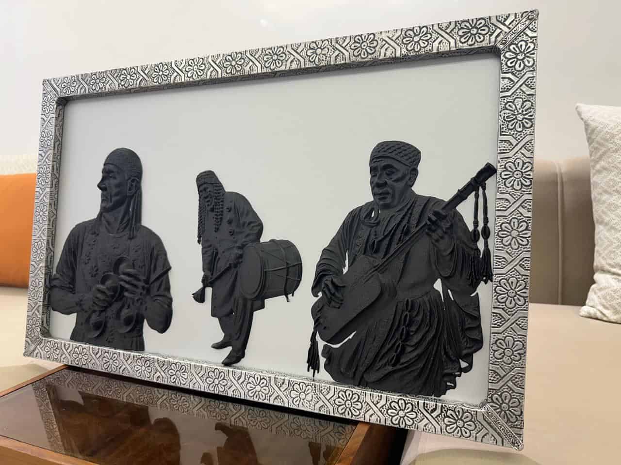 LARGE relief Art 3D